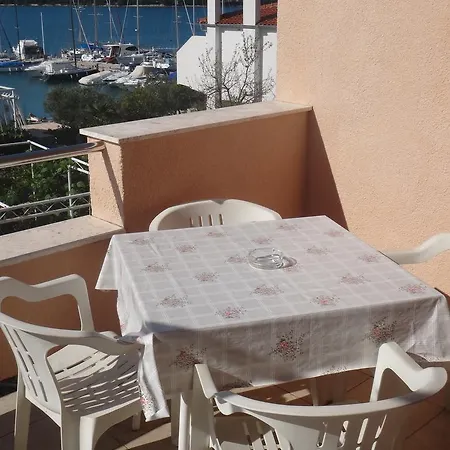Apartments Pavlov Tisno Room photo