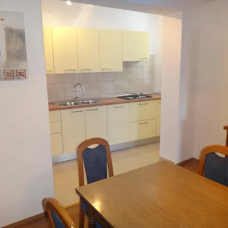 Apartments Pavlov Tisno Exterior photo